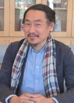 저자 사진